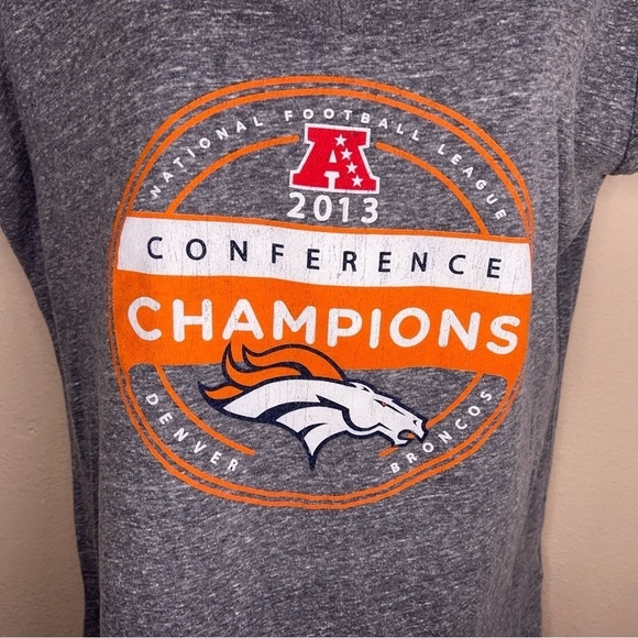 XL 2013 DENVER BRONCOS VNECK GREY TSHIRT TEE WOMENS NFL FOOTBALL - Picture 5 of 12